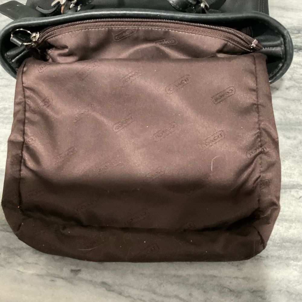 Coach Vintage Legacy Black Leather Tote - Picture 6 of 12